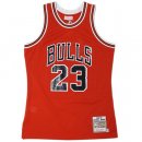 Mitchell & Ness Throwback Jersey Michael Jordan Chicago Bulls 1985-86 / Red