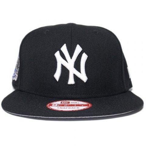 NEW YORK YANKEES SNAPBACK HAT