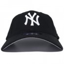 New Era 9Twenty 6 Panel Cap New York Yankees / Black