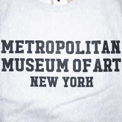 The Met x Champion Reverse Weave Crewneck Sweat “Met Campus The Met x Champion Reverse Weave Crewneck Sweat “Met Campus