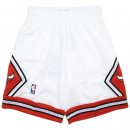 Mitchell & Ness Swingman Shorts “Chicago Bulls 1997-98” / White