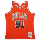 Mitchell & Ness Swingman Jersey Chicago Bulls 1997-98 Dennis Rodman / Red