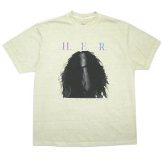 H.E.R. Official Merch Back Of My Mind T-shirts / Light Moss