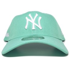 MoMA x New Era 9Twenty 6Panel Cap “New York Yankees MoMA Edition” / Turquoise