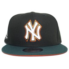 New Era 9Fifty Snapback Cap New York Yankees City Patch / Black x Green (Orange UV)