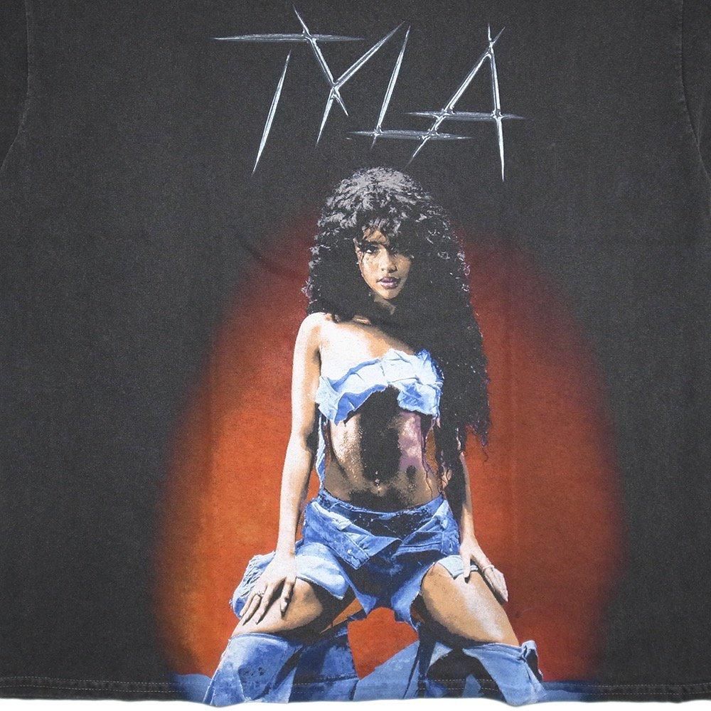 tyla Tシャツ Tyla Official Merch Photo T-shirts / Vintage Black - 名古屋
