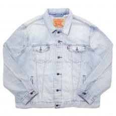 Levi's Lightweight Denim Trucker Jacket / Light Blue