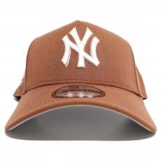 New Era 9Forty A-Frame Snapback Cap “New York Yankees 2024 World Series” / Light Brown