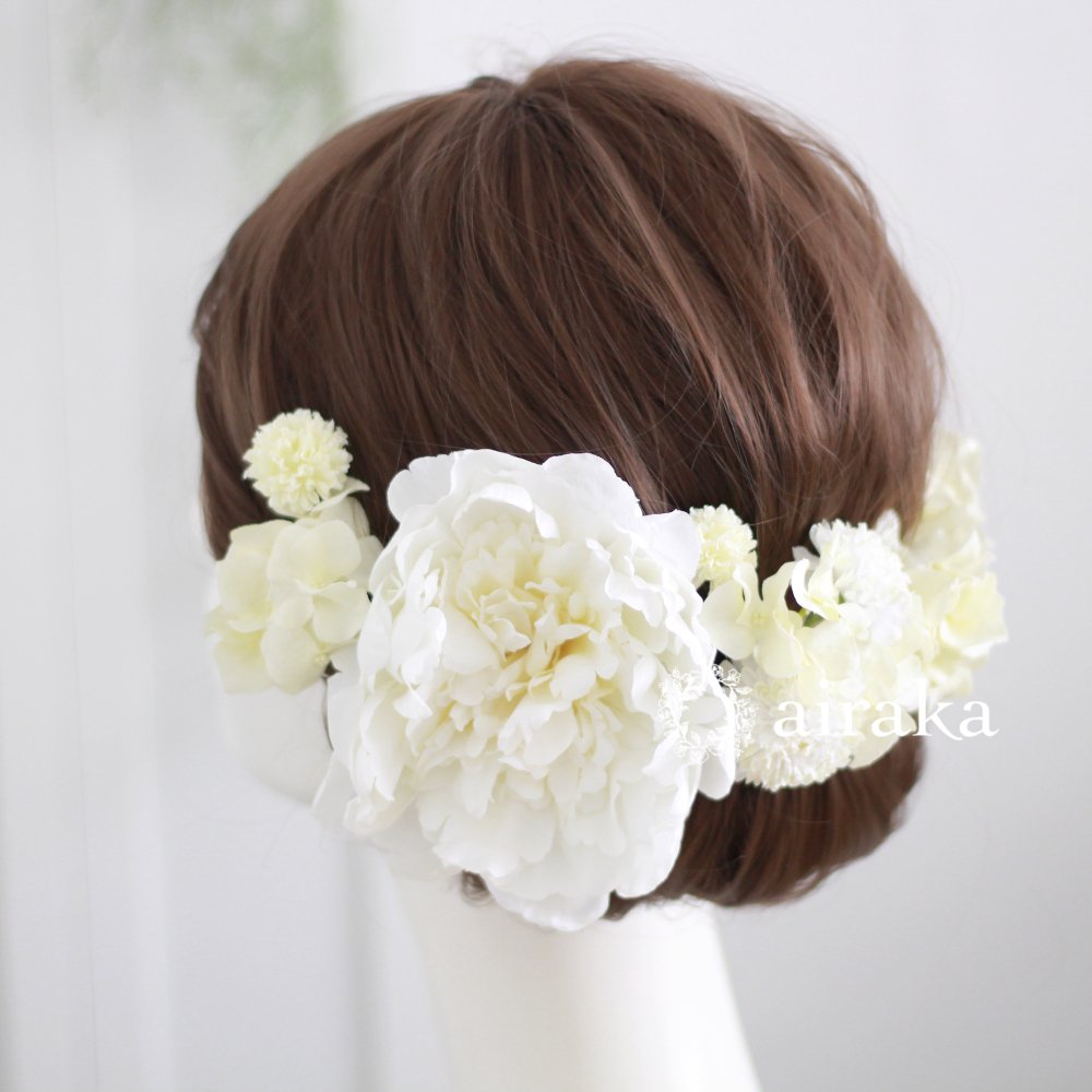 白芍薬の髪飾り - airaka｜花飾りのアトリエ