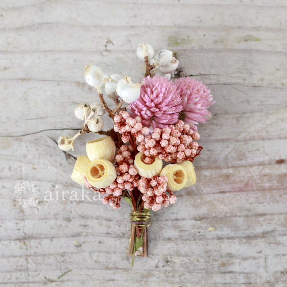 コサージュ／木の実（ピンク） - airaka｜花飾りのアトリエ