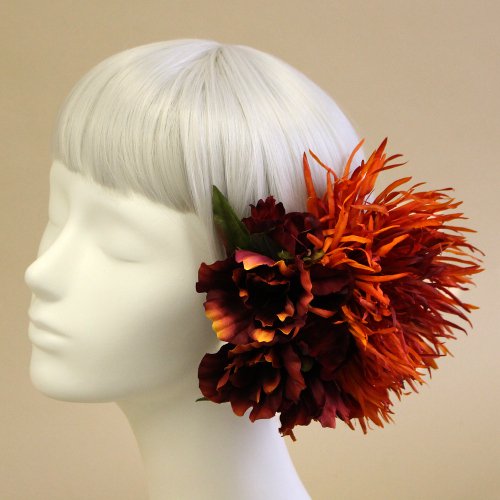 糸菊とリシアンサスの髪飾り 赤 Airaka 花飾りのアトリエ