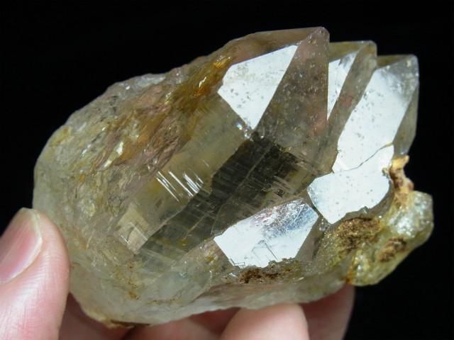 4.2kg特大水晶・虹入・オーラフレーム・ヒマラヤ スカルドゥ産カテドラル水晶 4.2kg特大水晶・虹入・オーラフレーム・ヒマラヤ スカルドゥ産