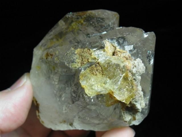 4.2kg特大水晶・虹入・オーラフレーム・ヒマラヤ スカルドゥ産カテドラル水晶 4.2kg特大水晶・虹入・オーラフレーム・ヒマラヤ スカルドゥ産