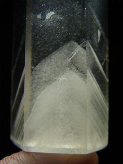 シャーマンダウ　透明度高い水晶　超稀少な長いファントム　マスタークリスタル シャーマンダウ 透明度高い水晶 超稀少な長いファントム