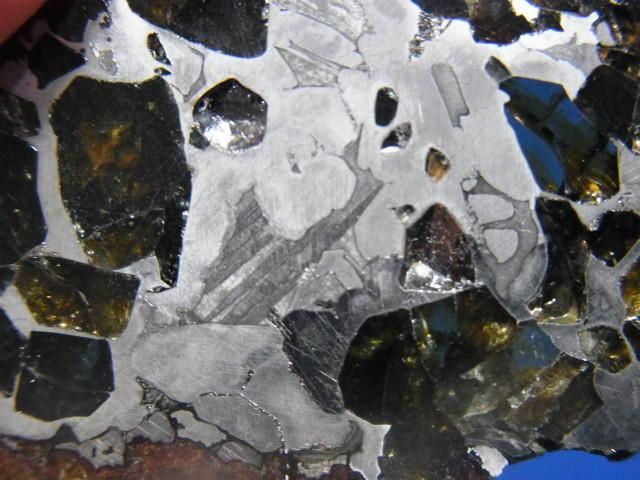 セイムチャン隕石（パラサイト・石鉄隕石） - 水晶専門店 EXークリスタル