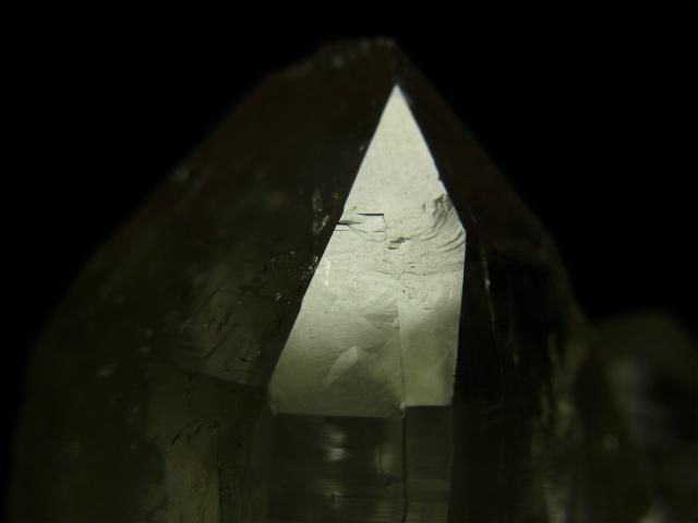 ヒマラヤマニハール水晶1.12Kg・虹入り・レコードキーパー入