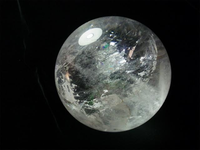 爆レア❗️ヒマラヤ水晶 丸玉 さっ 虹入り 天然石 爆レア❗️ヒマラヤ水晶 丸玉 さっ 虹入り 天然石