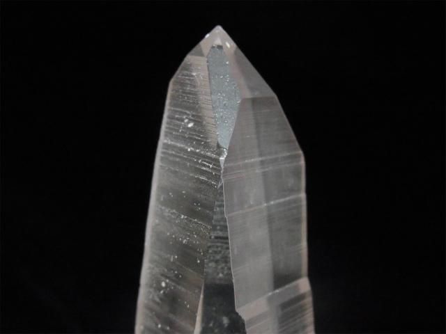 レムリアンシード水晶クラスター　レコードキーパー　ダウ水晶　虹　ヒマラヤ水晶 レムリアンシード水晶クラスター レコードキーパー ダウ水晶 虹