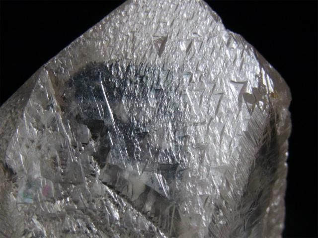 エッチドクォーツ（蝕像付水晶） トライゴーニックの連鎖、キー