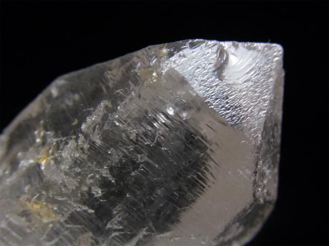 エッチドクォーツ（蝕像付水晶） トライゴーニックの連鎖、キー