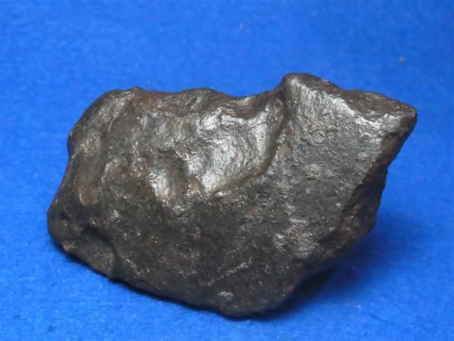 隕石のような石？ Amazon | [N2 stone Natural] Sericho 石鉄隕石-パラサイト