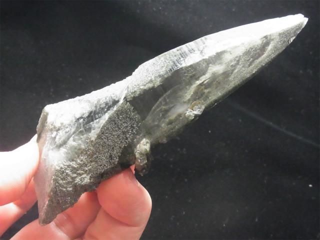 ガネーシュヒマール産ヒマラヤ水晶 グリーンファントム風結晶