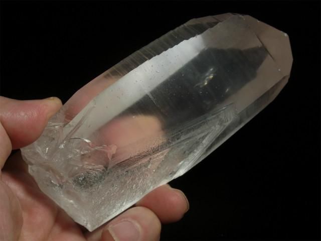 レムリアンシード、レムリアン水晶、カブラル産レムリアン水晶、ピンクレムリアンシード、レコードキーパー、逆三角形の窪み、レインボー水晶
