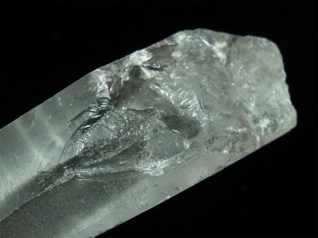 レムリアンシード、レムリアン水晶、カブラル産レムリアン水晶、レコードキーパー、逆三角形の窪み、レインボー水晶