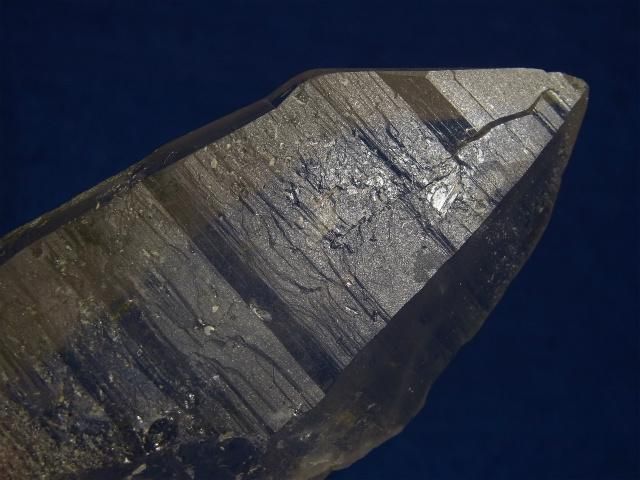 ガネーシュヒマール産ヒマラヤ水晶 クローライト、レコード ガネーシュヒマール産ヒマラヤ水晶 クローライト、レコード