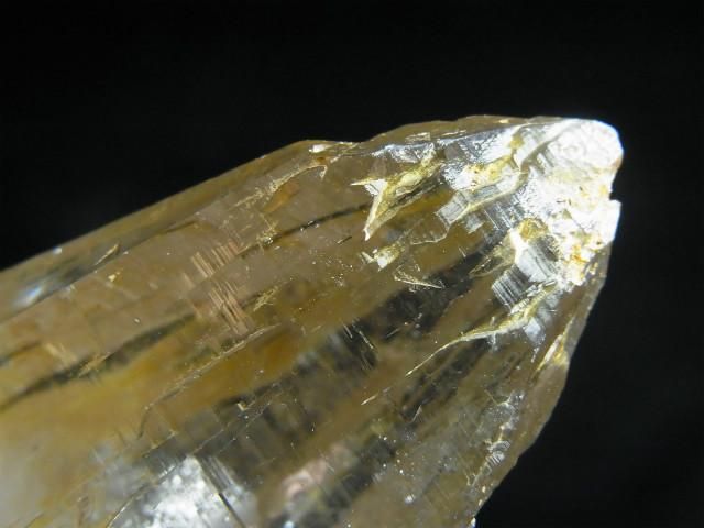 ガネーシュ・ヒマール産 ヒマラヤ水晶 ゴールデンヒーラー ガネーシュ・ヒマール産 ヒマラヤ水晶 ゴールデンヒーラー