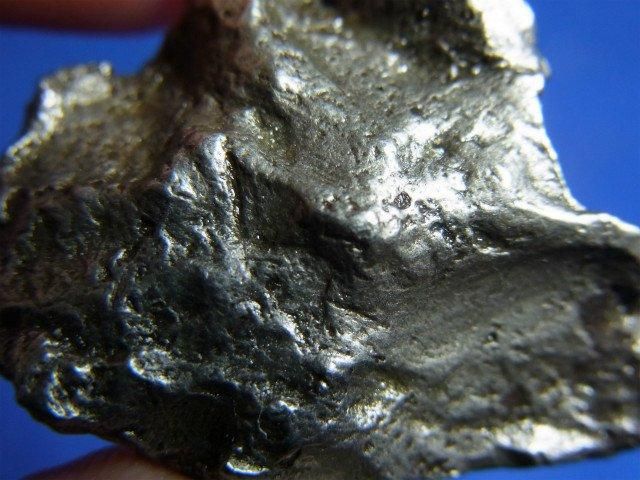 シホーテアリン隕石 テーナイトとカマサイトの分離標本 - 水晶