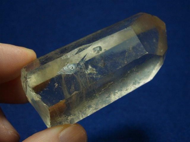 バイーア州産レムリアンシード 極薄いゴールデンヒーラー、微細