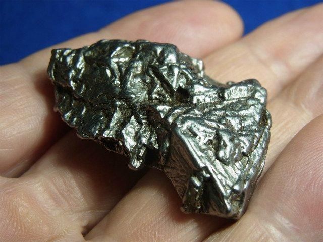 セロ・デル・インカ隕石（鉄ニッケル隕石） - 水晶専門店 EXークリスタル