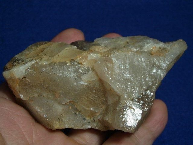 ザギマウンテンクォーツ　富の源泉　石油内包水晶　約8〜8.4ミリ ザギ水晶 ザギマウンテンクォーツ 原石 – アースリバーストア