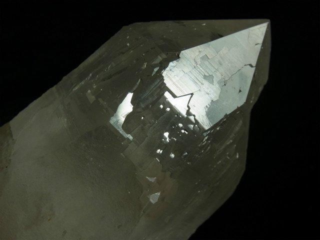 ガネーシュヒマール産ヒマラヤ水晶 カテドラル、グランド