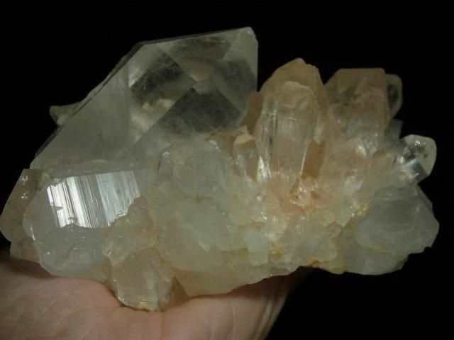 ピンクマニカラン水晶クラスター　レコードキーパ△ 貫入水晶　虹➕アクアマリン ②マニカラン水晶 クラスター 原石 ピンクマニカラン ピンク