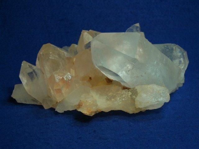 ピンクマニカラン水晶クラスター　レコードキーパー△たくさん　セルフヒールド　貫入 ピンクマニカラン水晶クラスター レコードキーパー△たくさん