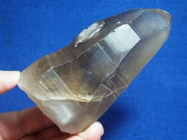 レムリアンシード水晶クラスター　レコードキーパー　ダウ水晶　虹　ヒマラヤ水晶 レムリアンシード水晶クラスター レコードキーパー ダウ水晶 虹