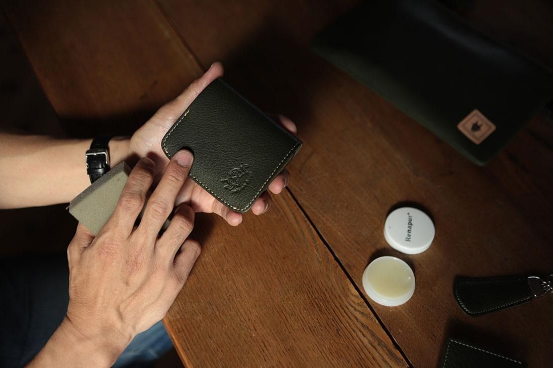 ドイツ生まれのレザートリートメント Renapur(ラナパー) プチサイズ