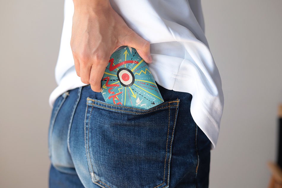ミニ財布はコンパクトでポケットにも入る 小さいながら紙幣 カード 小銭をたっぷり収納