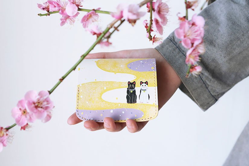 小さい財布 小さいふ。栃木レザー「コンチャ　招き猫」開運日の小さいふ