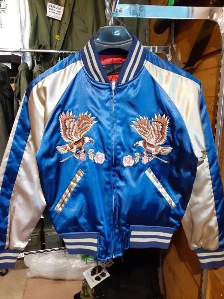 スカジャン 鷹バラ | 横須賀 - ミリタリーショップ FUJI スカジャン 鷹バラ | 横須賀 - ミリタリーショップ FUJI