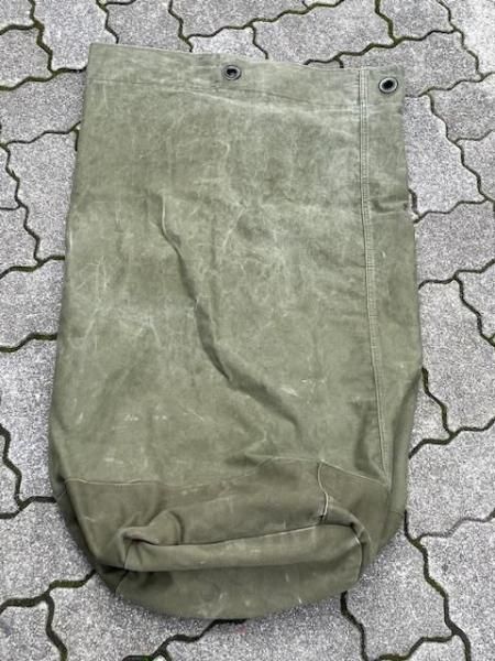 US ミリタリーバッグ 1964年7月製 ビンテージ物　米軍放出品 US ミリタリーバッグ 1964年7月製 ビンテージ物 米軍放出品 軍放