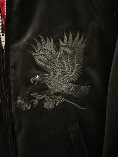 スカジャン 別珍 鷹バラ 黒刺繍 横須賀 ドブ板通り sukajan スカジャン 別珍 鷹バラ 黒刺繍 横須賀 ドブ板通り sukajan