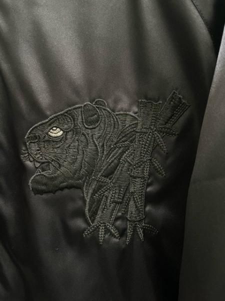 スカジャン 5L | ビッグサイズ黒刺繍 - ミリタリーショップ FUJI スカジャン 5L | ビッグサイズ黒刺繍 - ミリタリーショップ FUJI