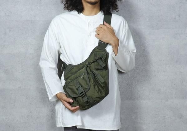 米軍スタイル MOLLEシステム ショルダーバッグ