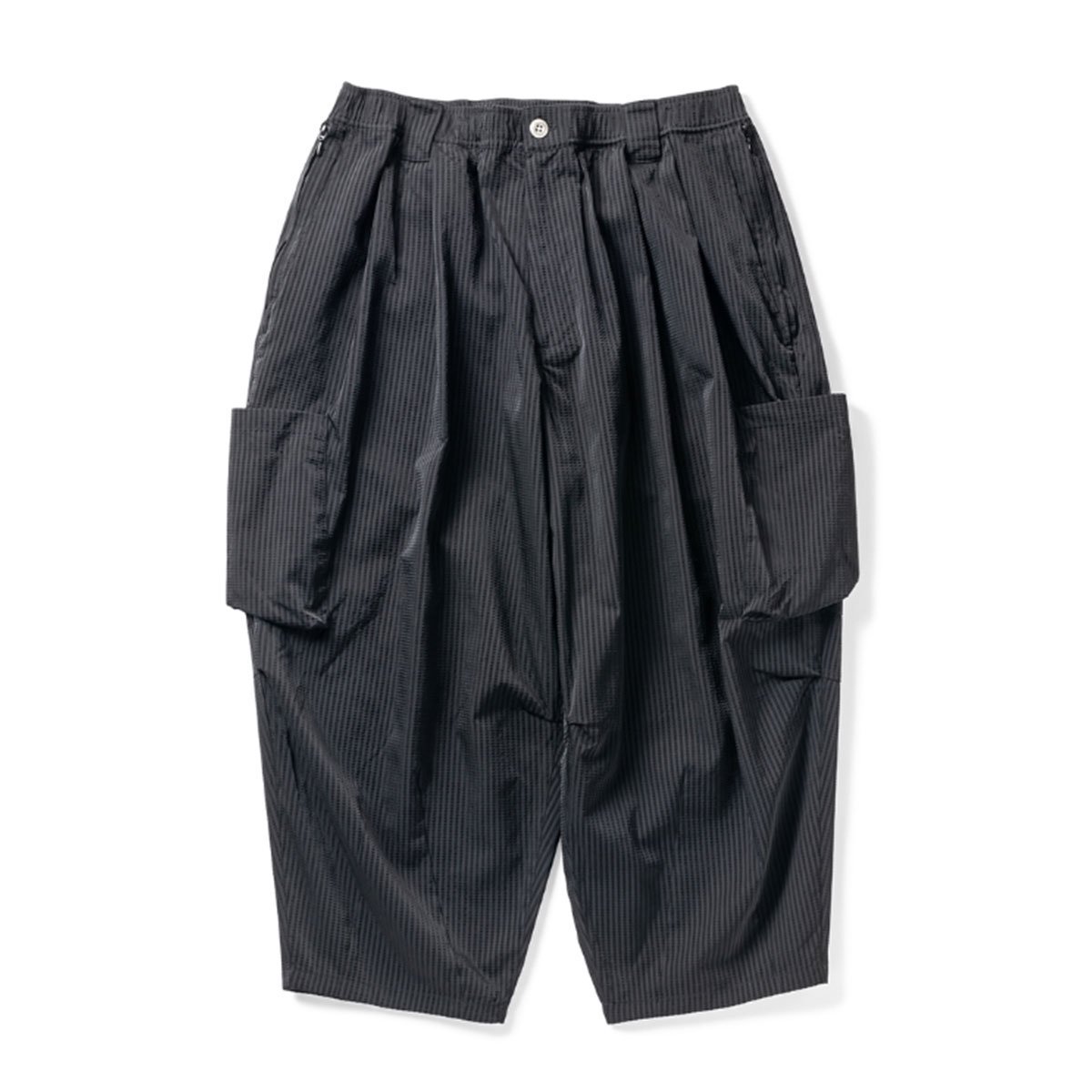 <img class='new_mark_img1' src='https://img.shop-pro.jp/img/new/icons8.gif' style='border:none;display:inline;margin:0px;padding:0px;width:auto;' />TIGHTBOOTHSeersucker Cropped Cargo Pants (Black) 
                          </a>
            <span class=