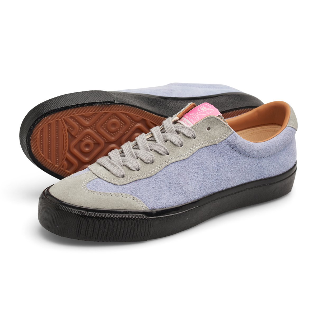 <img class='new_mark_img1' src='https://img.shop-pro.jp/img/new/icons8.gif' style='border:none;display:inline;margin:0px;padding:0px;width:auto;' />Last Resort ABMilic Suede Lo (Ghost Grey) 
                          </a>
            <span class=