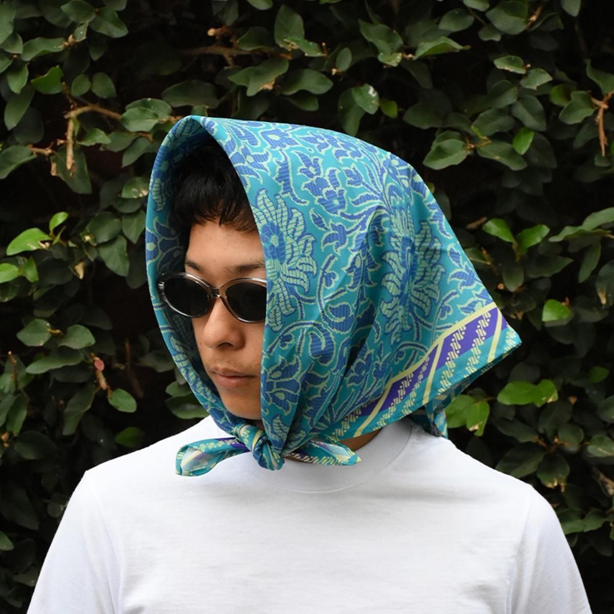 <img class='new_mark_img1' src='https://img.shop-pro.jp/img/new/icons8.gif' style='border:none;display:inline;margin:0px;padding:0px;width:auto;' />rajabrookeAsian Batick Furoshiki (Peacock Blue)
                          </a>
            <span class=