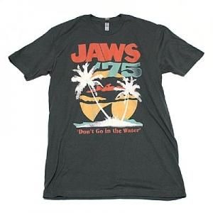 <img class='new_mark_img1' src='https://img.shop-pro.jp/img/new/icons59.gif' style='border:none;display:inline;margin:0px;padding:0px;width:auto;' />JAWS '75Tシャツ